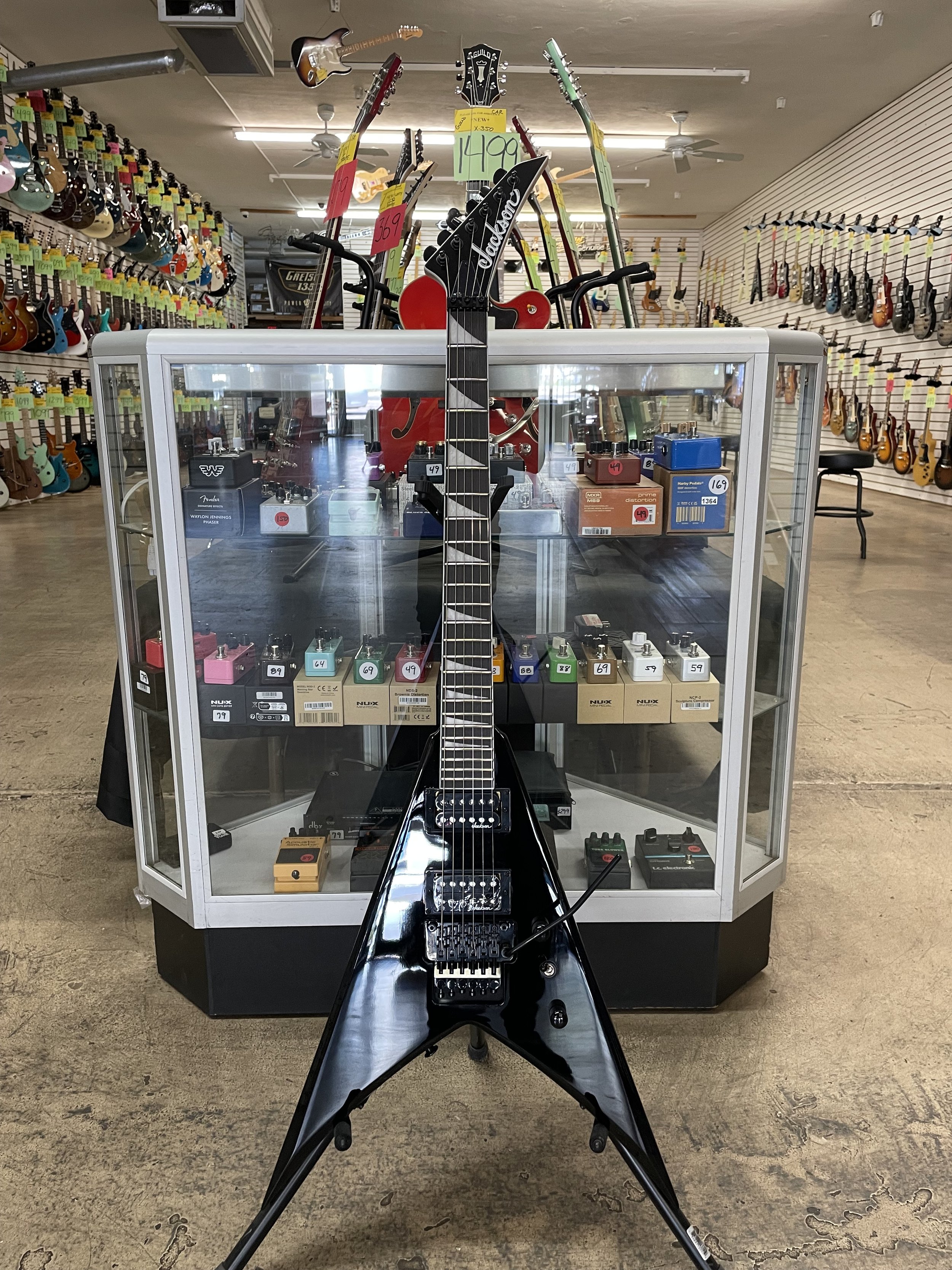 Jackson/Charvel Electric Guitars — Bizarre Guitar Jackson/Charvel Electric Guitars — Bizarre Guitar